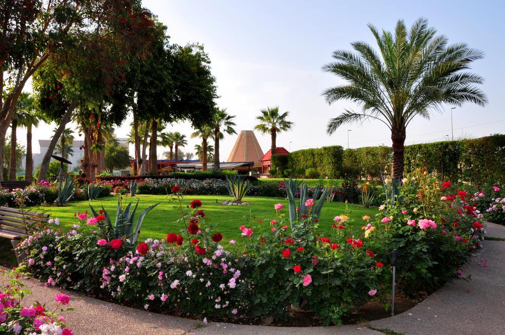 Royal Tulip Alrasheed Hotel Baghdād Exterior foto